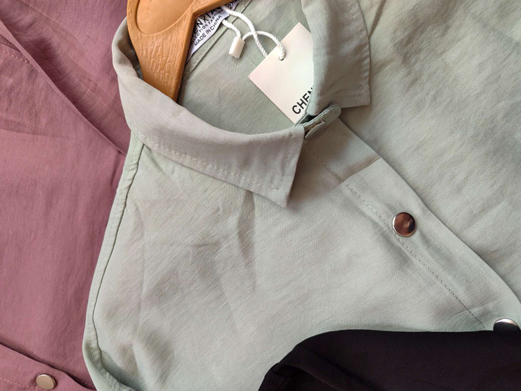 شومیز دکمه دار