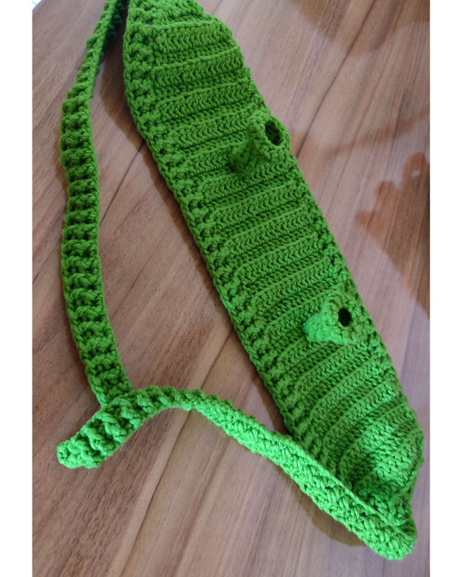 گوش گیر ترند قلاب بافی سبز طرح شرک