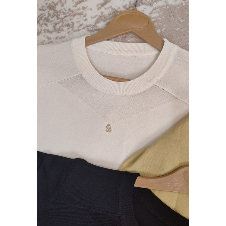 بلوز آستین سه ربع شیری