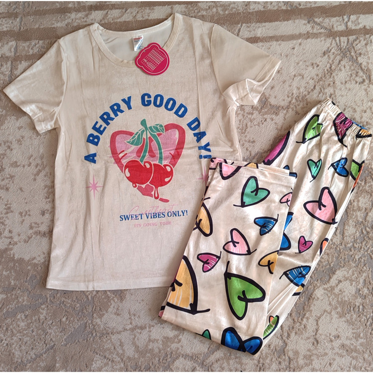 لباس راحتی مخمل