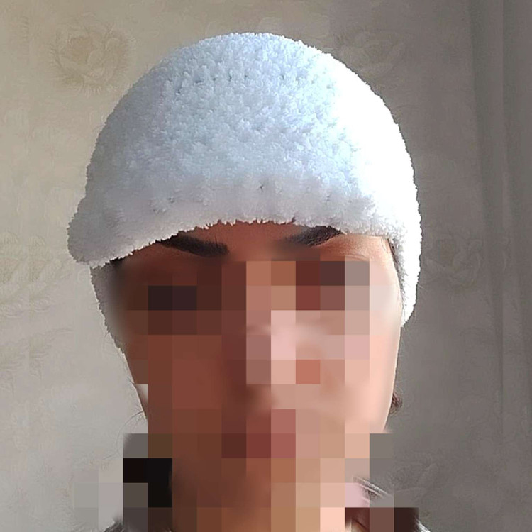 کلاه کاسکت دار دستبافت سفید