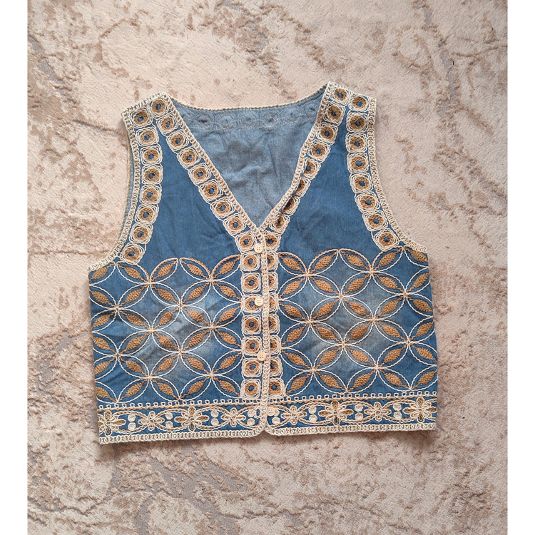 جلیقه خاص لی